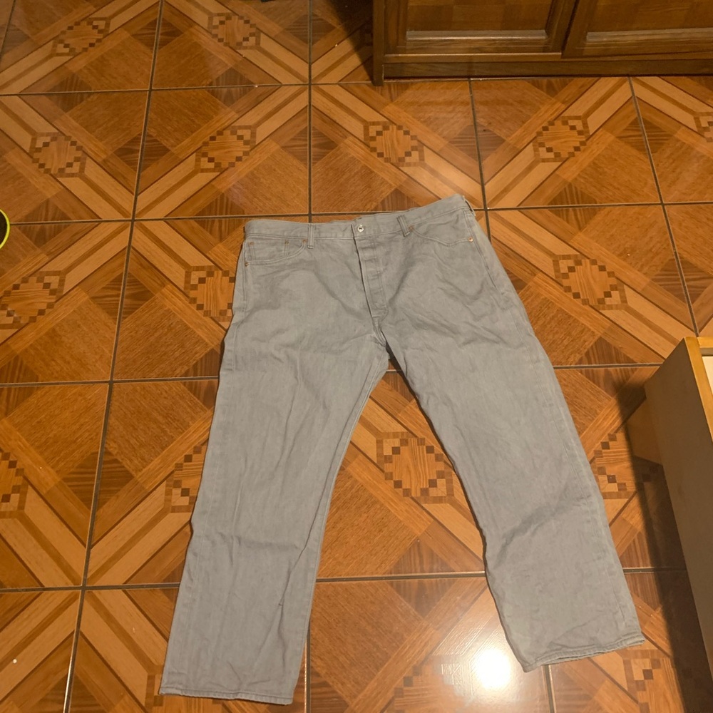 GREY 501 JEANS GOOD CONDITION